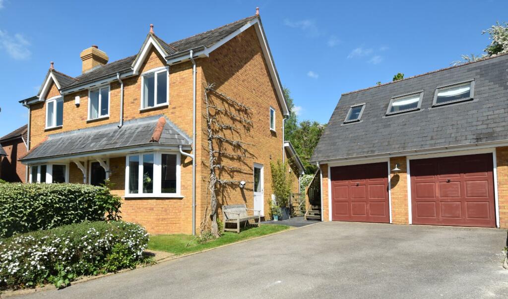 Main image of property: Thanstead Copse, Loudwater, High Wycombe, Buckinghamshire, HP10
