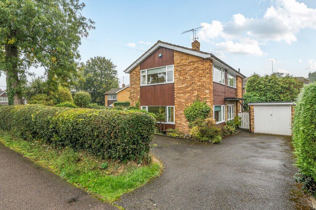 Main image of property: Sedgmoor Road, Flackwell Heath, High Wycombe, Buckinghamshire, HP10