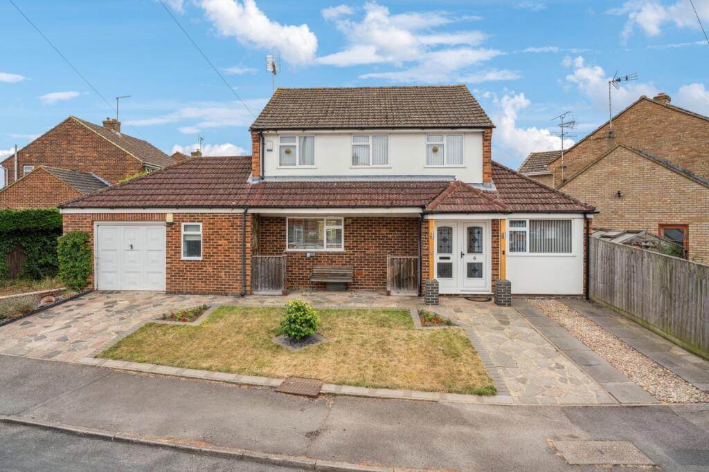 Main image of property: Churchill Close, Flackwell Heath, High Wycombe, Buckinghamshire, HP10