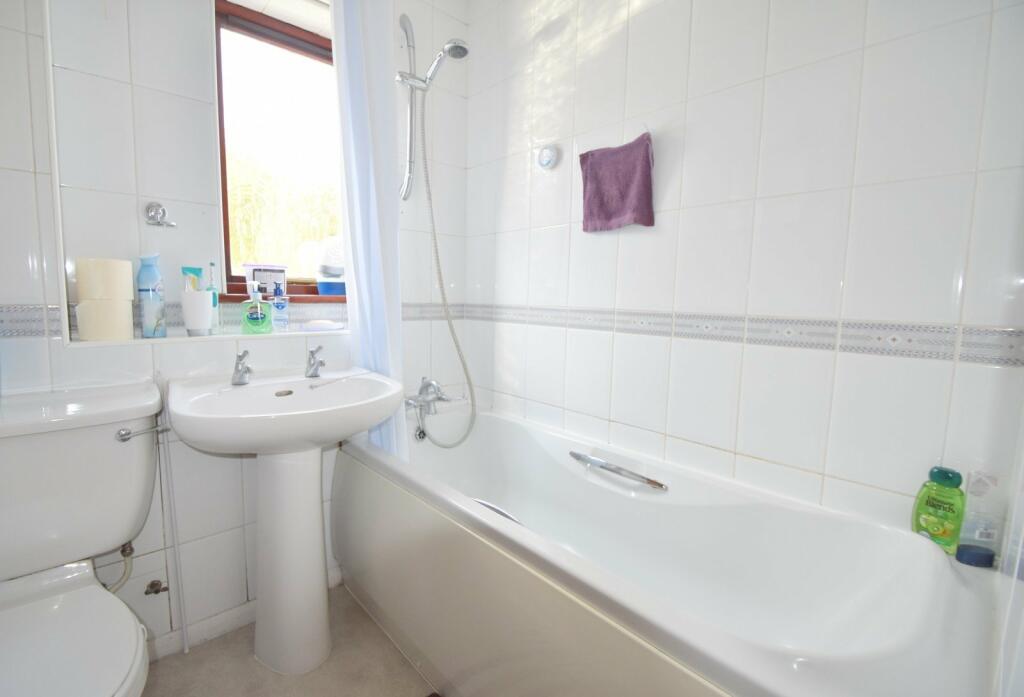 1 bedroom apartment for sale in Maple Court, Common Road, Eton Wick