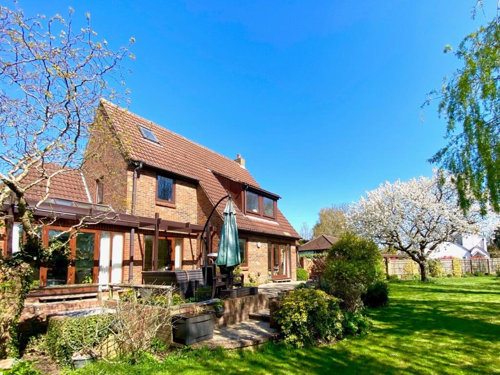 Main image of property: Common Road, Eton Wick, Berkshire, SL4