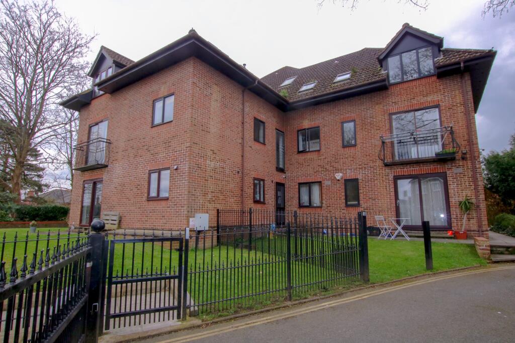 2 bedroom apartment for sale in Westridge Road, Southampton, SO17