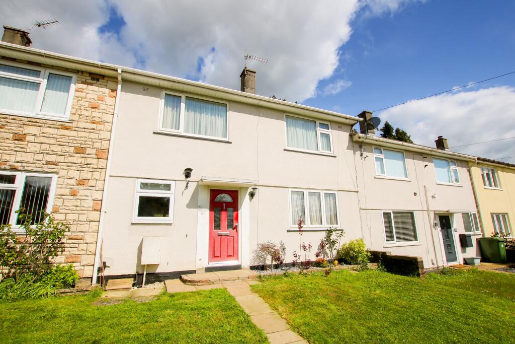 3 bedroom terraced house for sale in Atherfield Road, Millbrook , Southampton, SO16