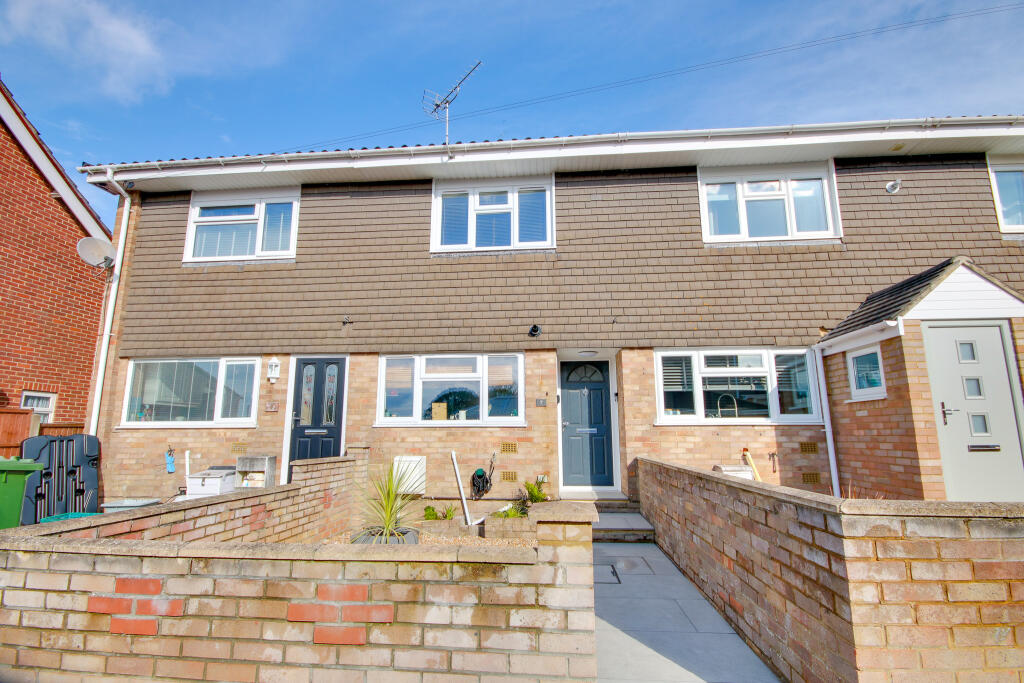 Main image of property: SHOLING! GARAGE! BEAUTIFUL GARDEN! A MUST SEE!