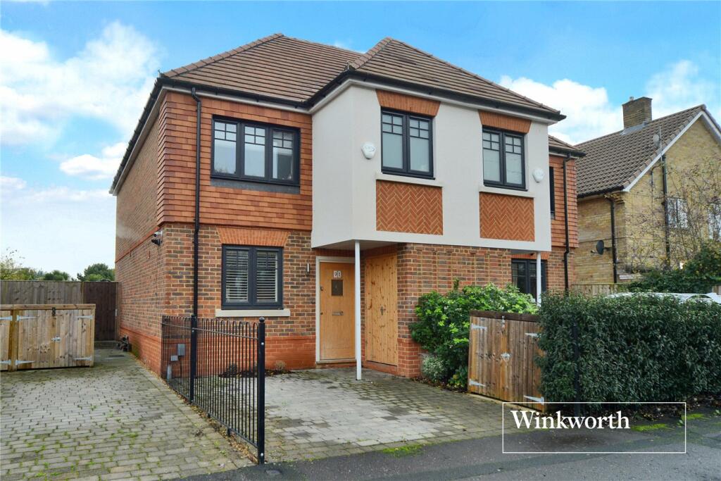 3 bedroom semidetached house for sale in Potters Grove, New Malden, KT3