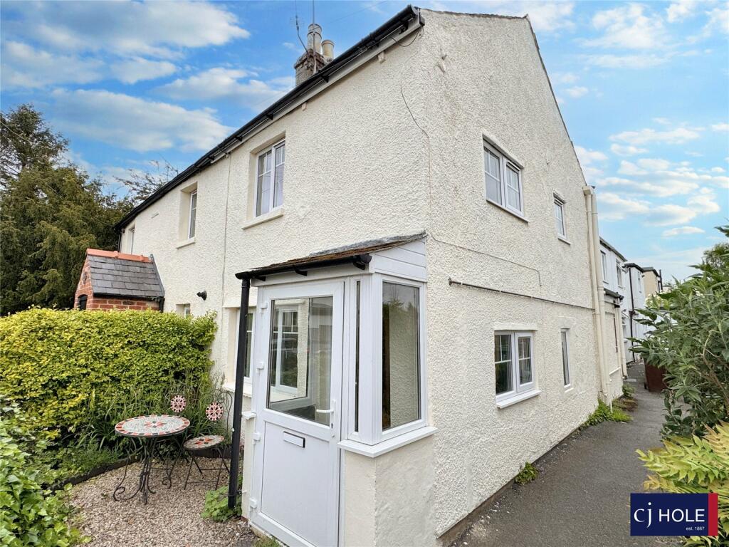 1 bedroom terraced house for sale in Gladstone Road, Charlton Kings