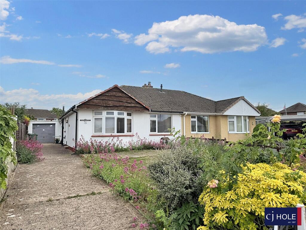 Main image of property: Parkwood Crescent, Hucclecote, GL3