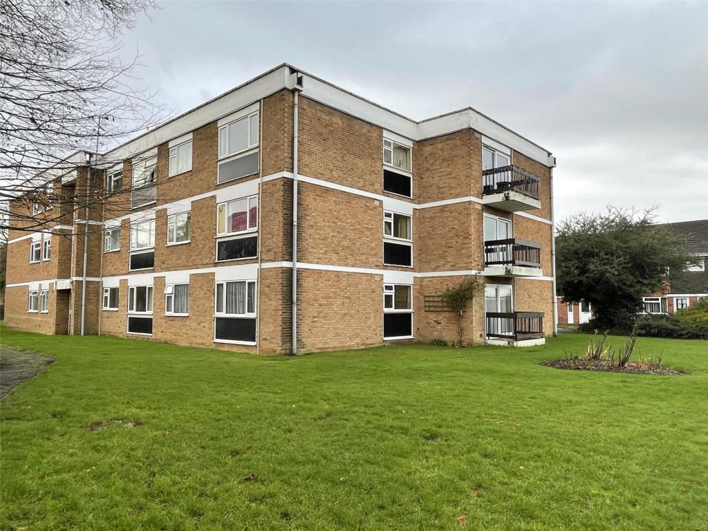 2 bedroom apartment for sale in Holland Court, Denmark Road, Gloucester