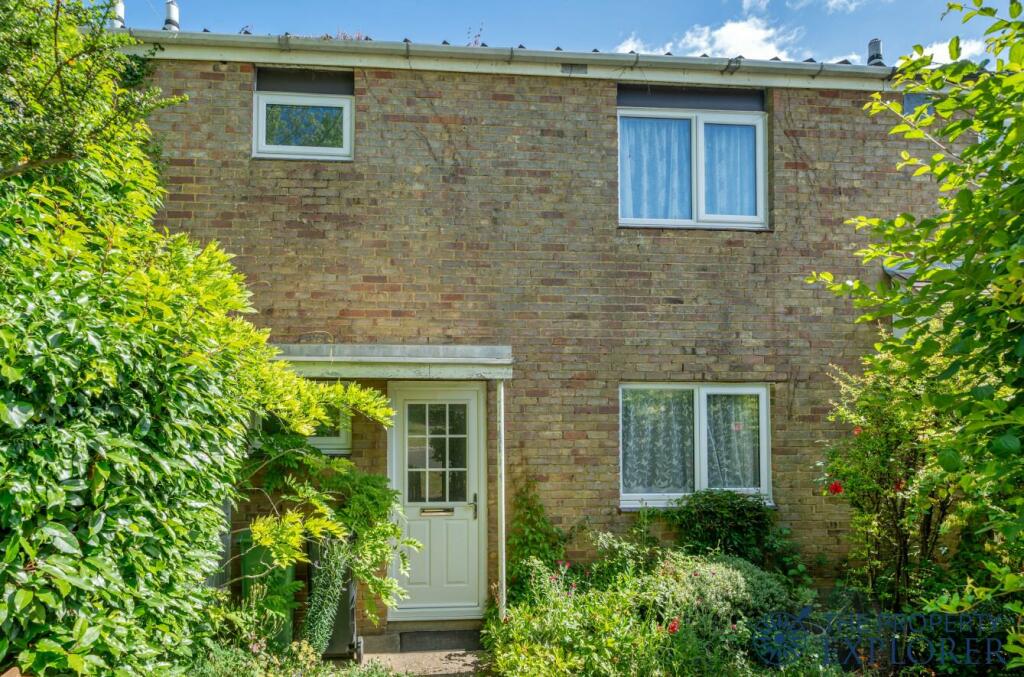 3 bedroom terraced house for sale in Mozart Close, Basingstoke, RG22