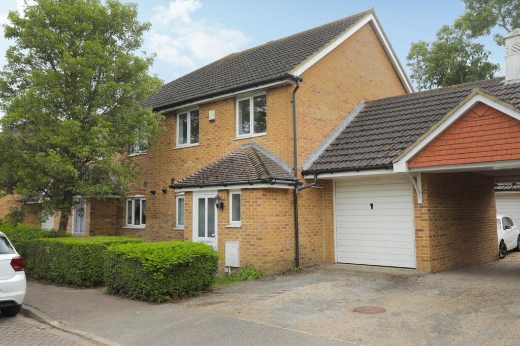 Main image of property: Quinneys Place, Whitstable, CT5