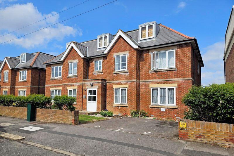 Main image of property: High Street, Lee-On-The-Solent, PO13