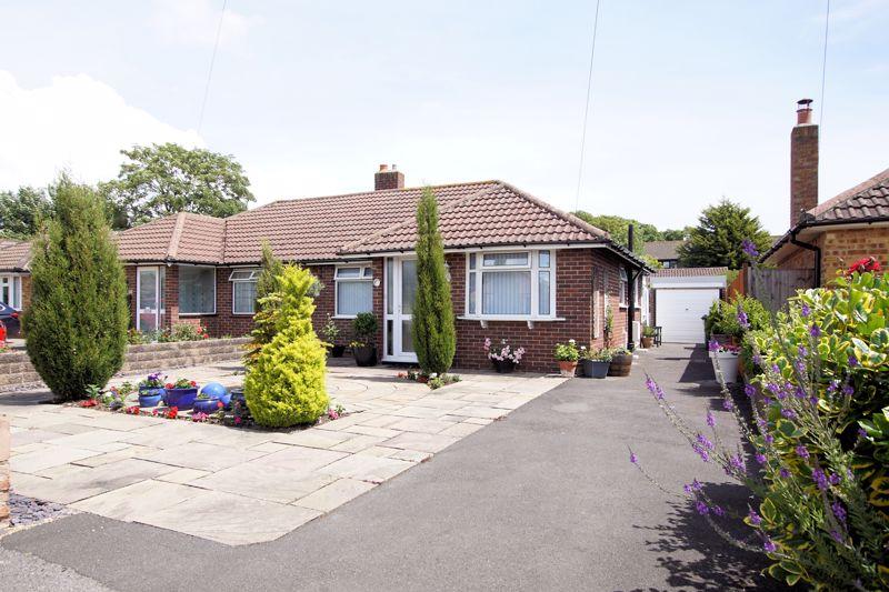 2 bedroom semi-detached bungalow for sale in Robins Close, Stubbington ...