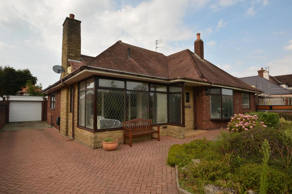3 bedroom detached bungalow for sale in 236 Newton Drive, Blackpool