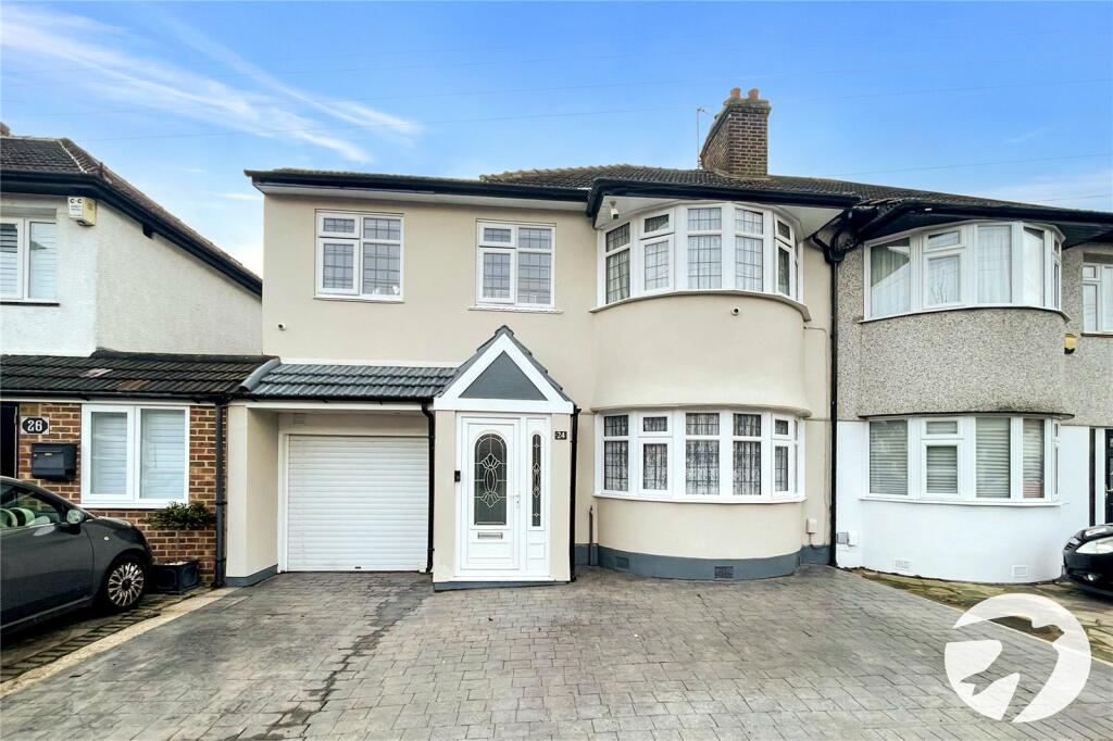 4 bedroom house for sale in Farnham Road, Welling, Kent, DA16