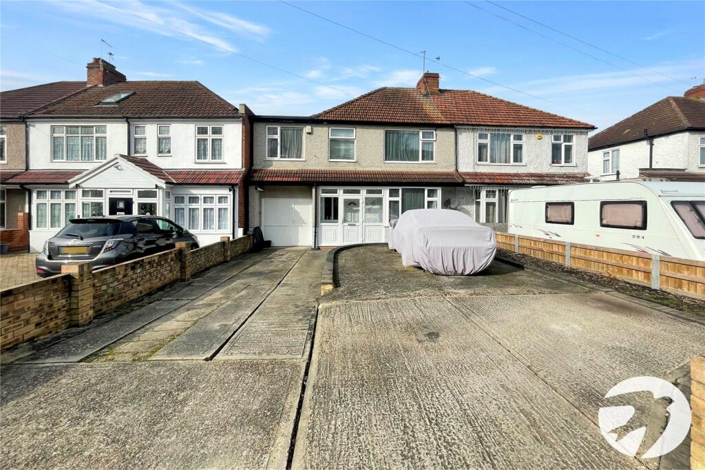 4 bedroom semidetached house for sale in Danson Lane, South Welling