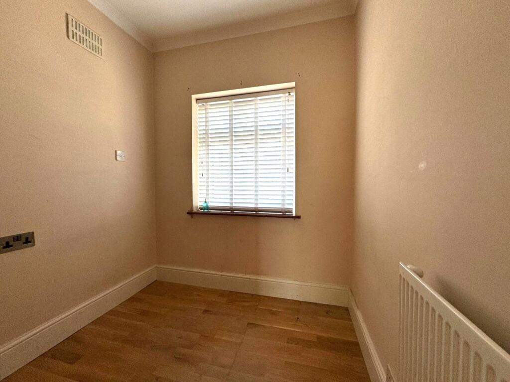 Additional property image - Gipsy Road, Welling, Kent, DA16