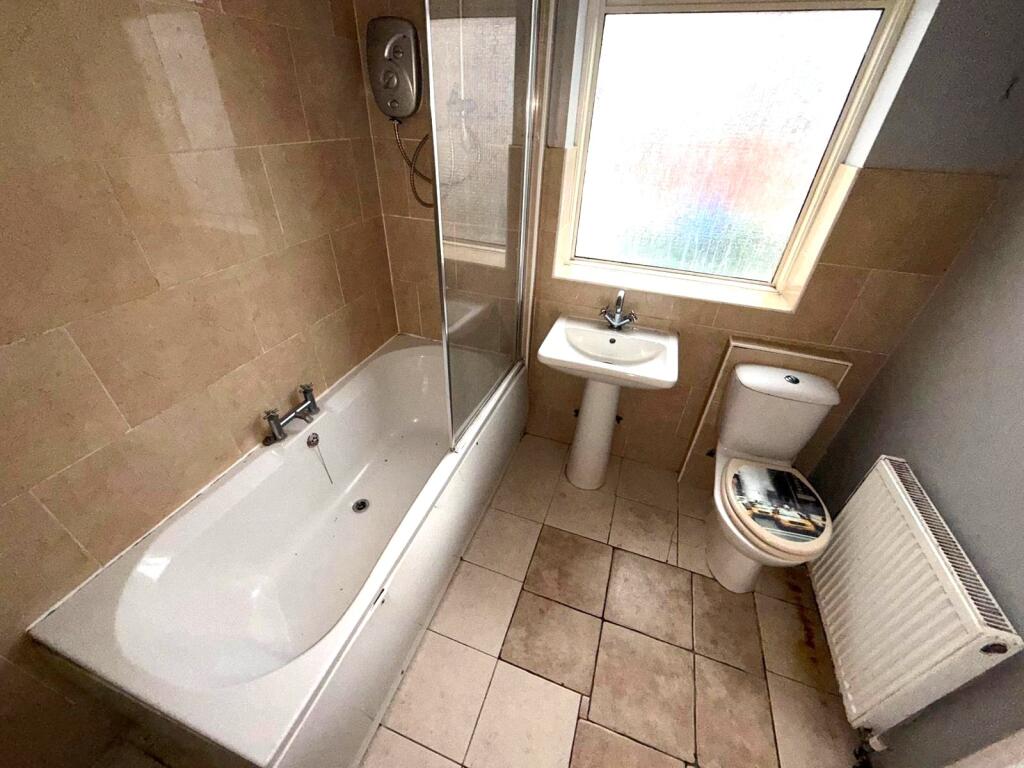 Additional property image - Northumberland Avenue, South Welling, Kent, DA16