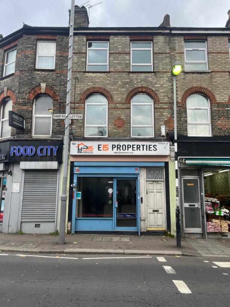 Commercial property for rent in High Road Leyton, London E10 2BX, E15