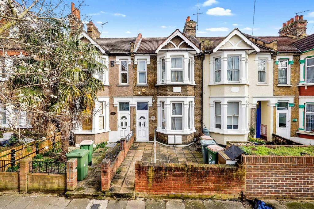 3 bedroom house for sale in East Road, Stratford, E15