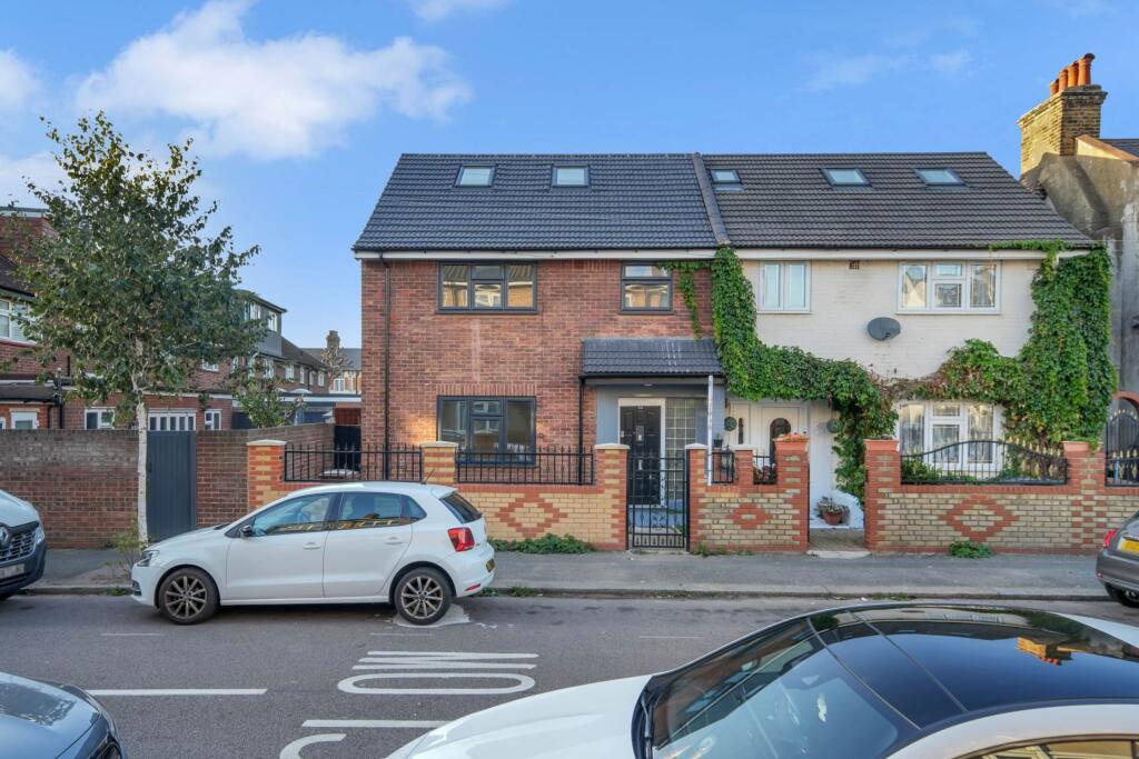 Main image of property: Grosvenor Road, Leyton, E10