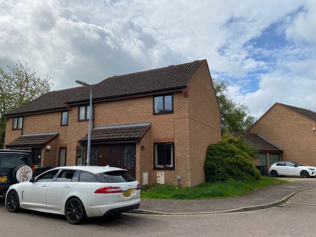 2 bedroom end of terrace house for rent in Lincroft, Cranfield, Beds, MK43