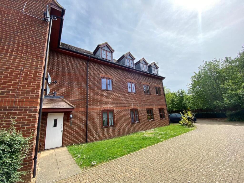 Main image of property: Ladbroke Grove, Monkston Park, Milton Keynes, MK10