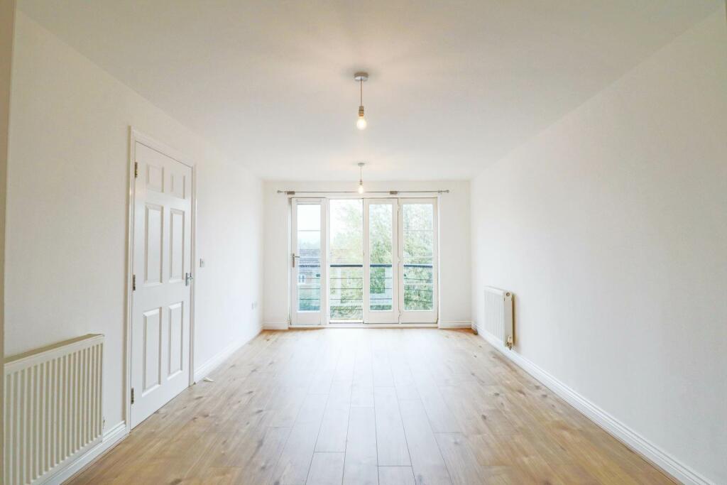 Additional property image - Stormont Court, Wakehurst Gardens
