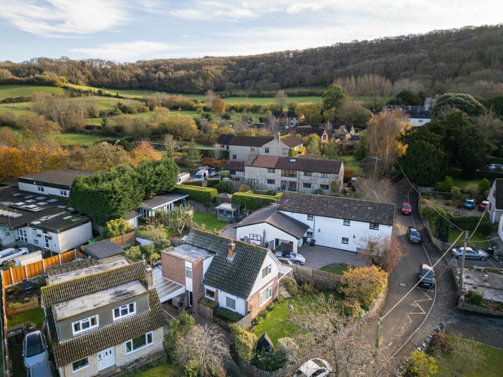 Additional property image - Church Lane, Beautifully Presented Throughout