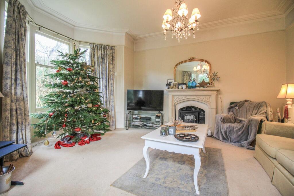 Additional property image - WESTON HILLSIDE - SUBSTANTIAL DETACHED HOUSE + A SPACIOUS TWO BEDROOM GROUND FLOOR FLAT + NO ONWARD CHAIN