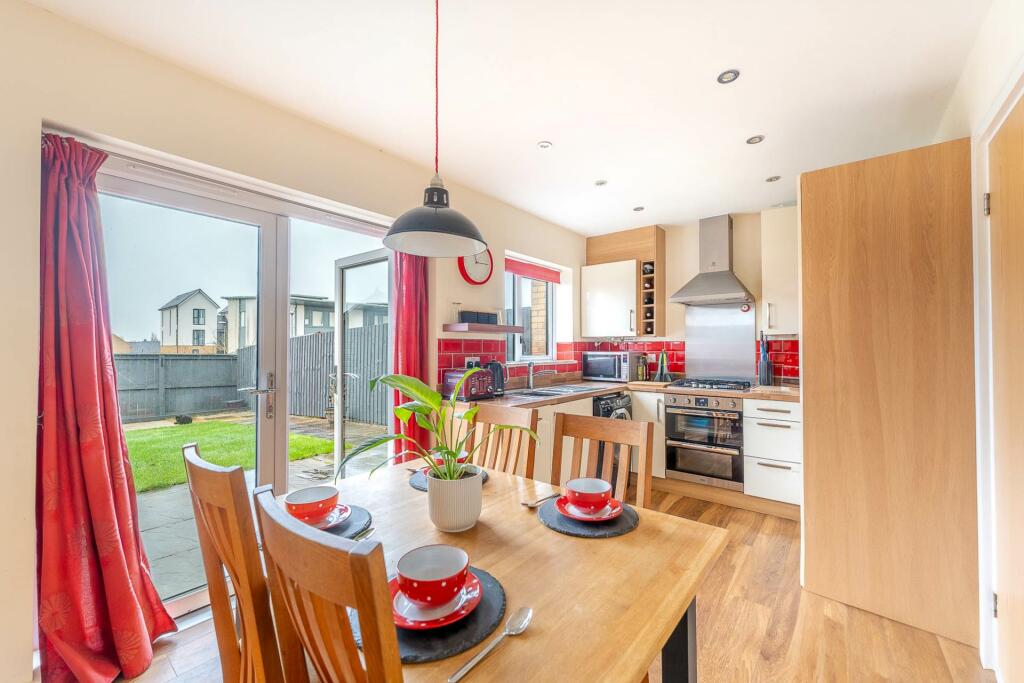 Additional property image - Garland Avenue, Locking Parklands