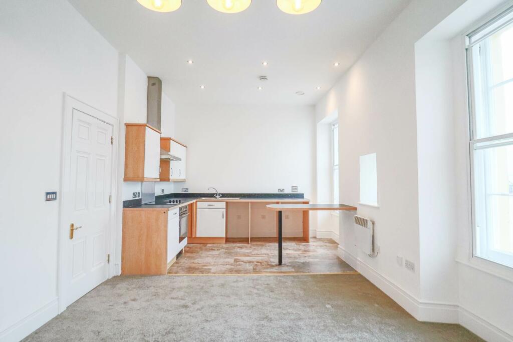 Additional property image - Doctor Foxs, Knightstone Island