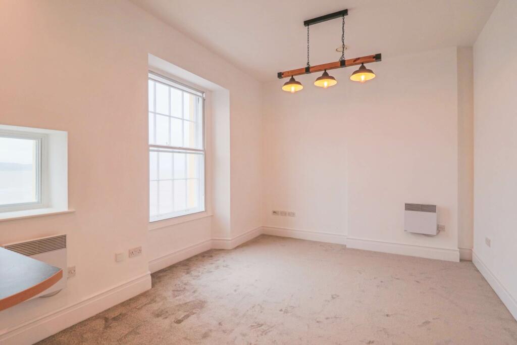 Additional property image - Doctor Foxs, Knightstone Island