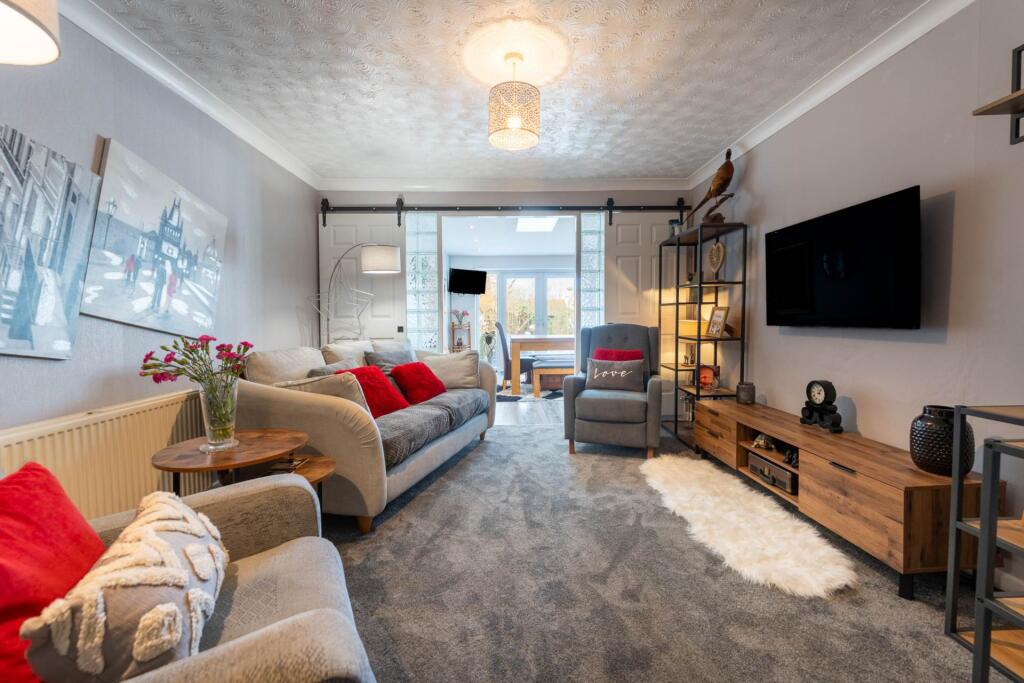 Additional property image - Vale Crescent, St Georges