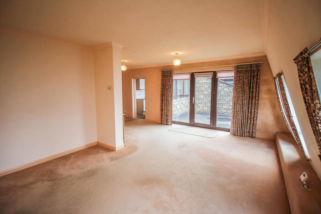 Additional property image - Upper Kewstoke Road, Weston-super-Mare