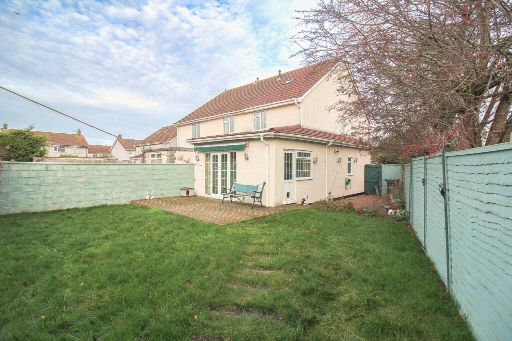 Main image of property: Simons Close, Worle