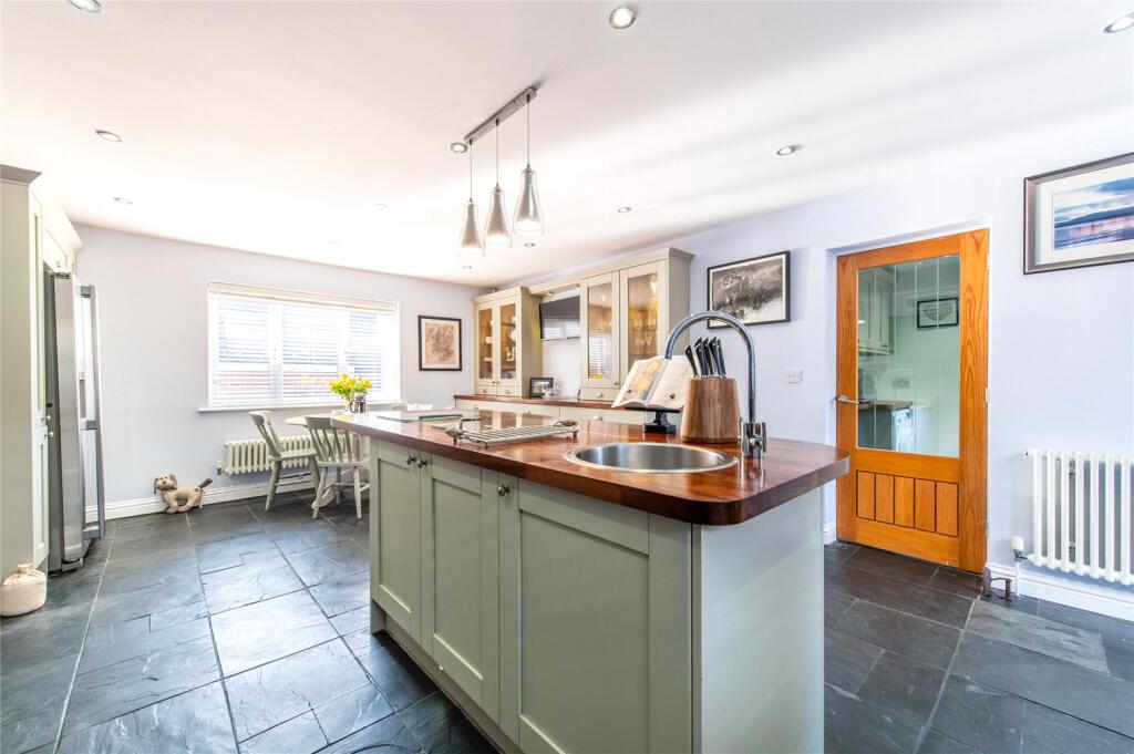 Main image of property: Old Watling Street, Rochester, Kent, ME2