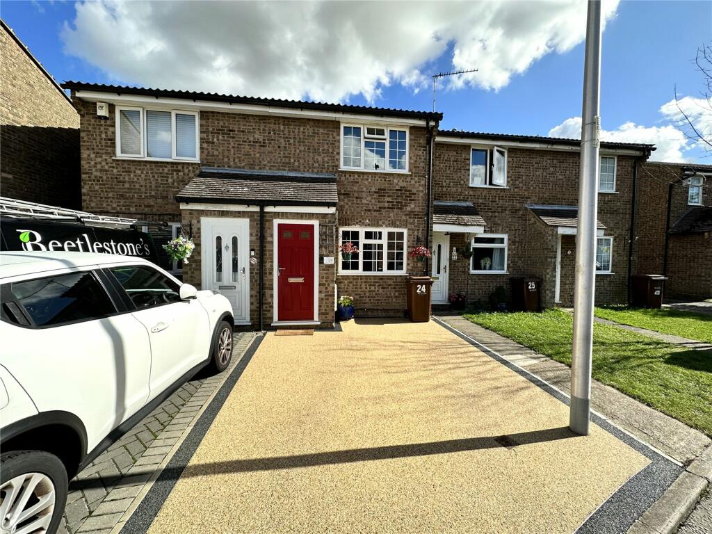 2 bedroom terraced house for sale in Croydon Close, Lordswood, Kent, ME5