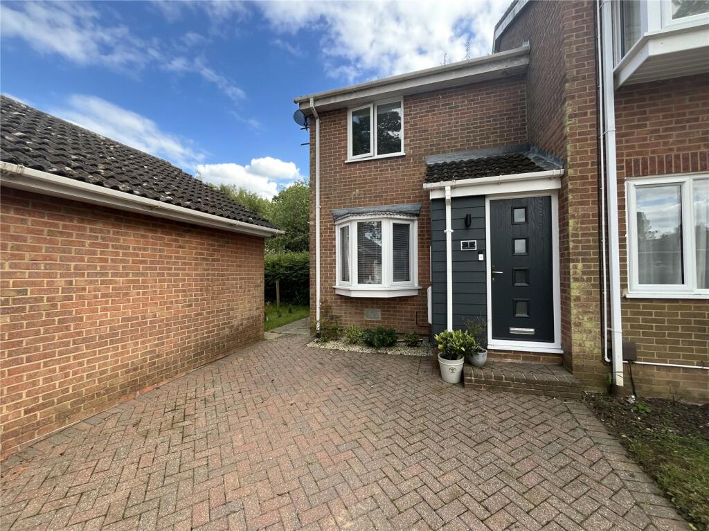 1 bedroom end of terrace house for sale in Catkin Close, Walderslade