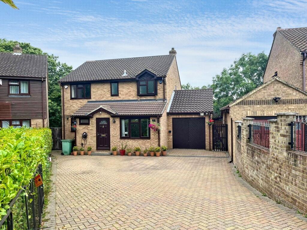 Main image of property: Bracken Hill, Walderslade, Kent, ME5
