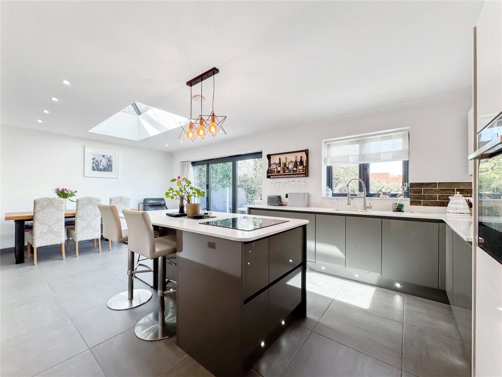 Main image of property: Copper House Farm, Station Road, Rainham, Gillingham, ME8