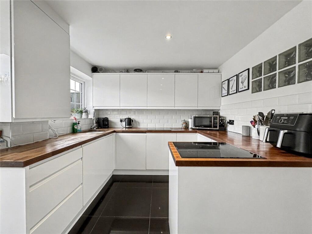 Main image of property: Warlingham Close, Rainham, Kent, ME8