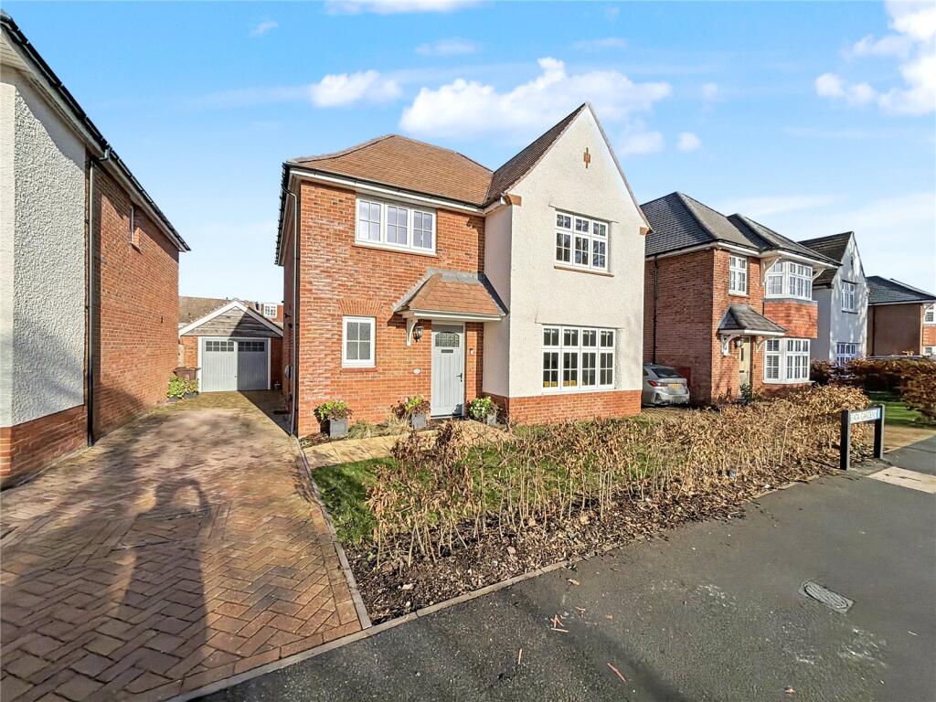 Main image of property: Beata Gardens, Rainham, Gillingham, Kent, ME8