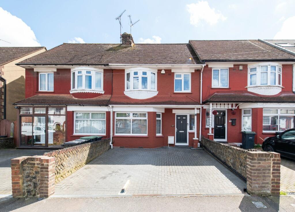 3 bedroom terraced house for sale in Milroy Avenue, Northfleet, Kent, DA11