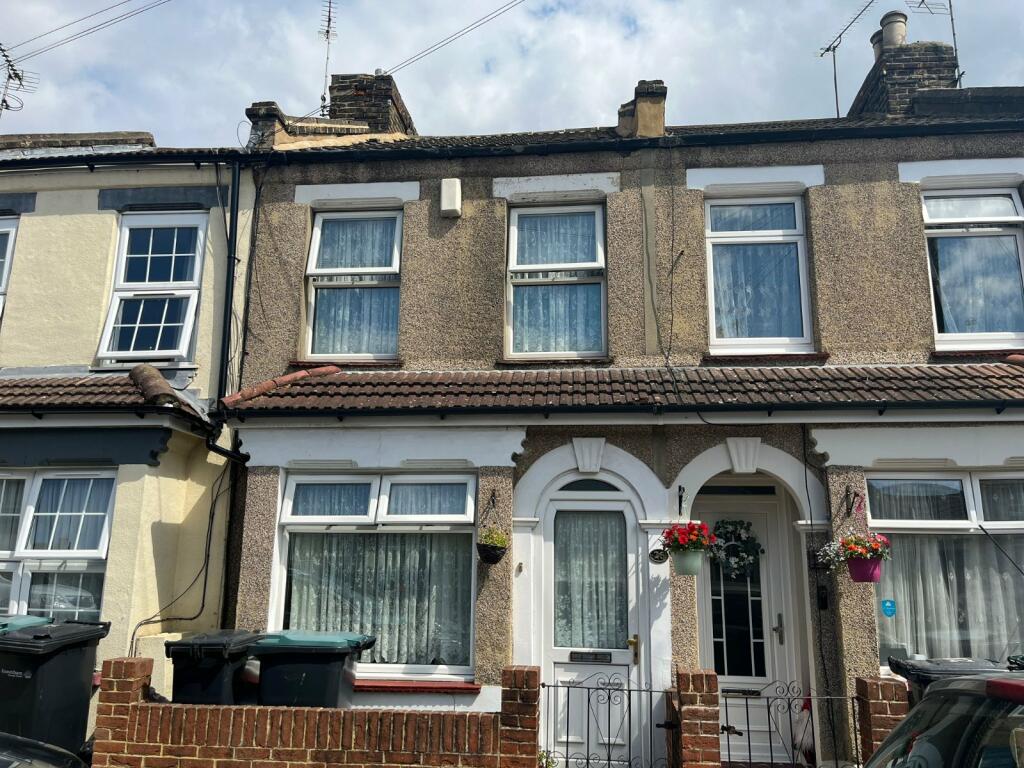 Main image of property: Gordon Road, Northfleet, Gravesend, DA11