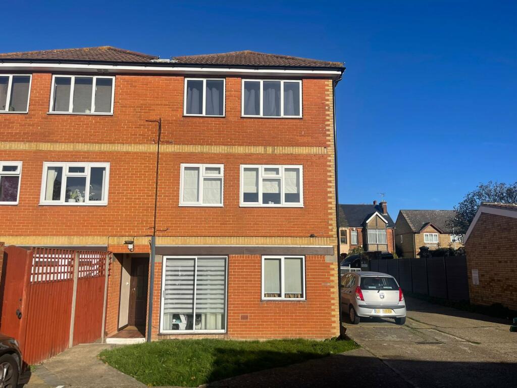 Additional property image - Essex Road, Gravesend, Kent, DA11