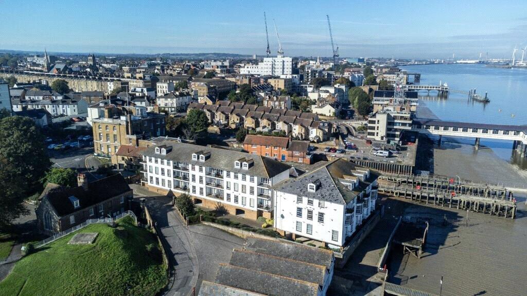 Main image of property: Commercial Place, Gravesend, Kent, DA12