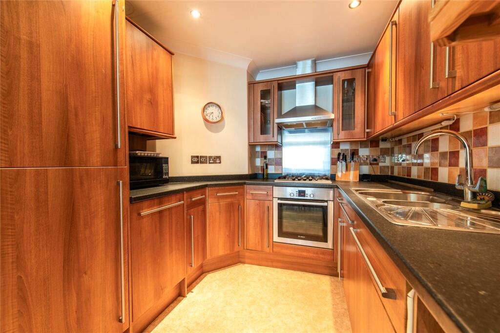 Additional property image - Lennox Road, Gravesend, Kent, DA11