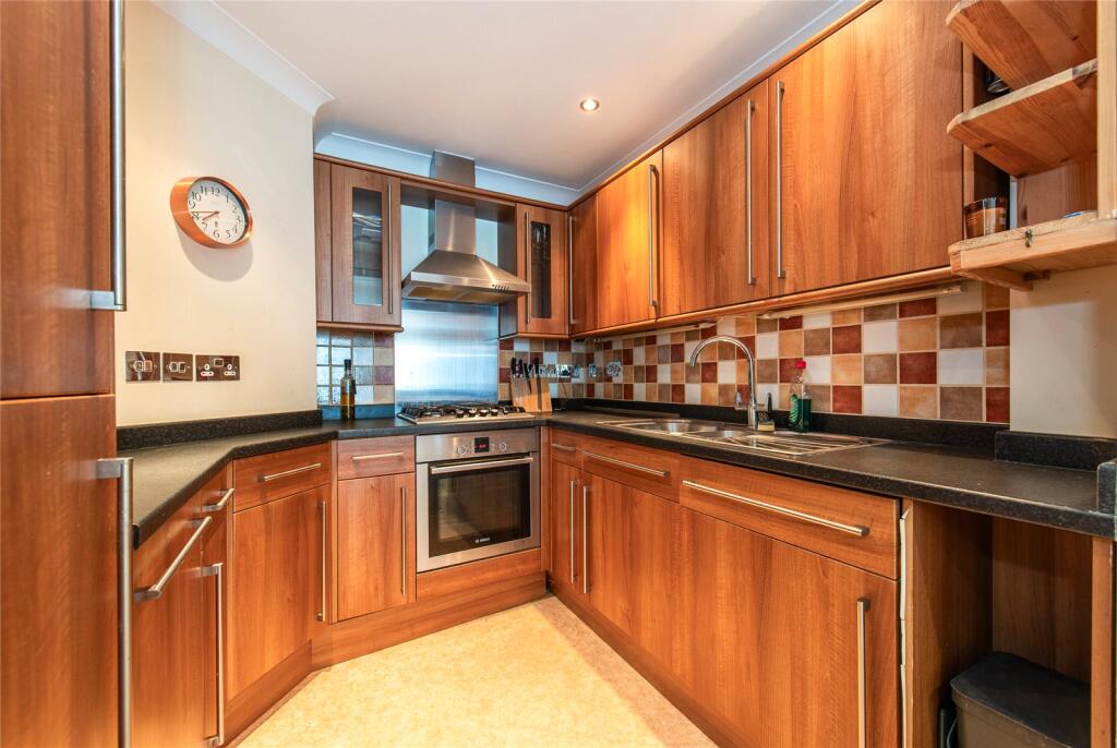 Additional property image - Lennox Road, Gravesend, Kent, DA11