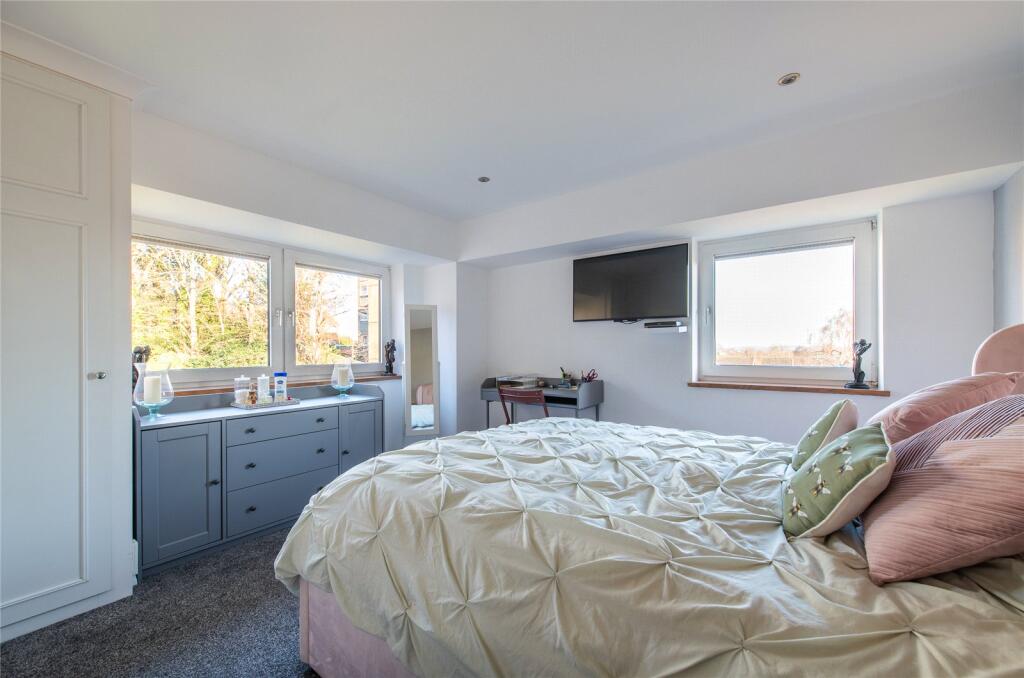 Additional property image - Spring Grove, Gravesend, Kent, DA12