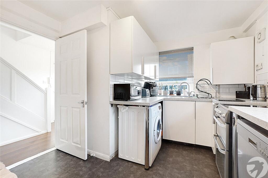 Additional property image - Fountain Walk, Northfleet, Gravesend, Kent, DA11
